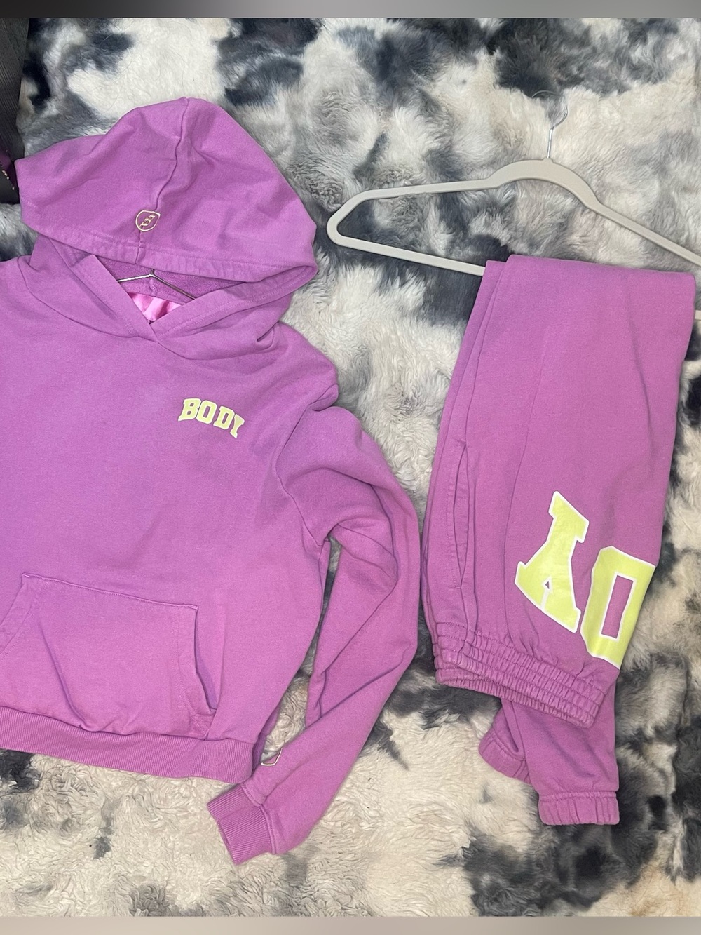 WOMENS BODY BY RAVEN SET